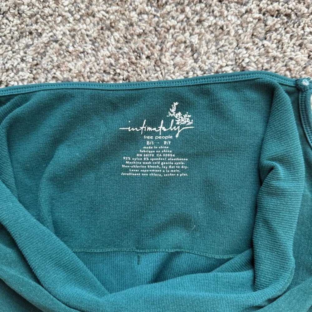 7-Pack Multicolor Tank Bundle - Picture 2 of 5